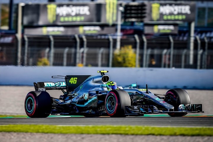 Minichamps 1-18 and 1-43 Rossi 2019 ride swap Mercedes diecast