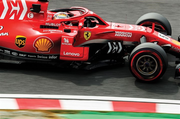 2018FerrariSF71H-1.jpg