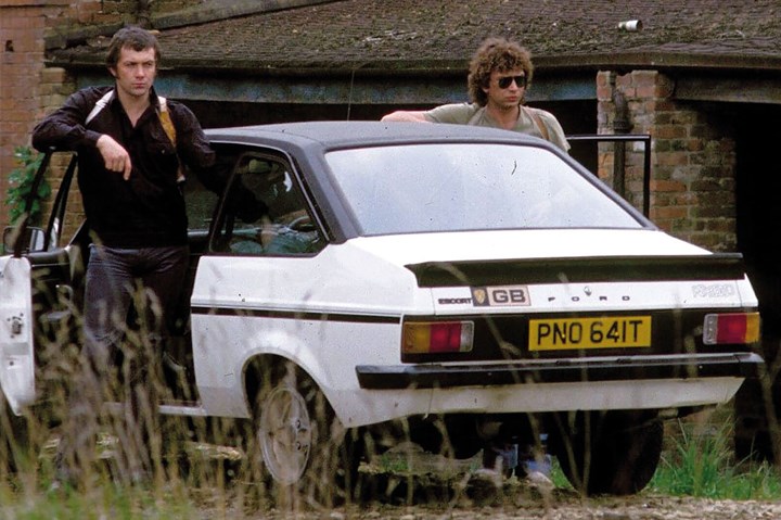 MCG ford escort mk.ii rs 2000 nav.jpg