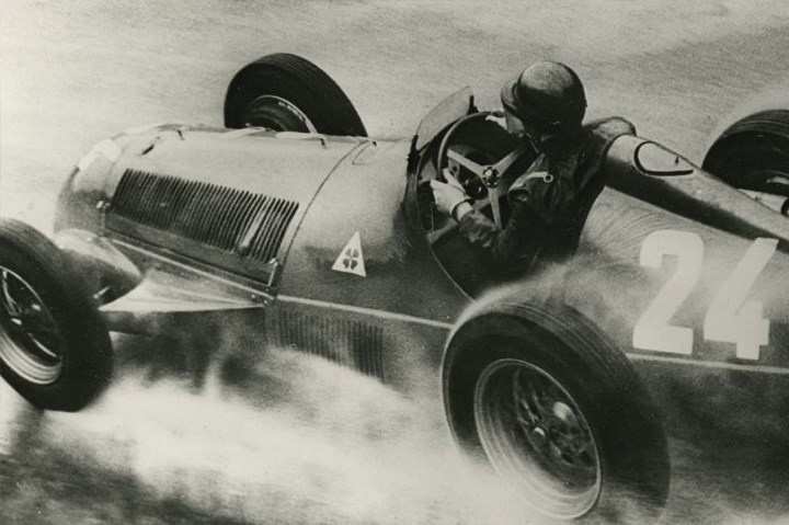 Tecnomodel 1-43 1951 Alfa Romeo Alfetta 159 nav.jpg