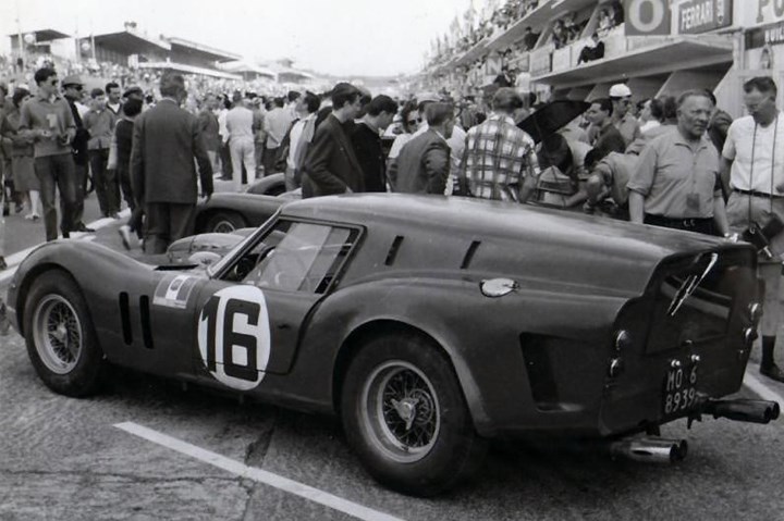 Tecnomodel 1-43 1962-1965 Ferrari 250 GT Breadvan nav.jpg