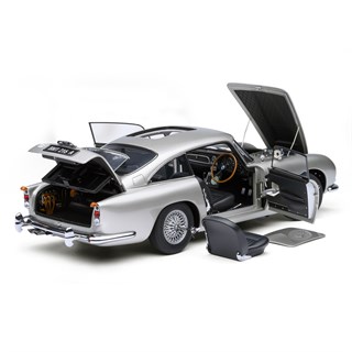 AUTOart Aston Martin DB5 w. Weapons - Goldfinger 1:18Alternative Image1