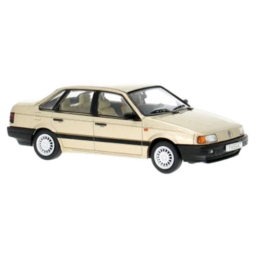 IXO Volkswagen Passat CL (B3) 1988 - Beige 1:43 model car