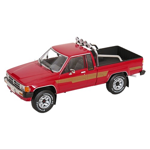 KK Toyota Truck Xtracab 4x4 Hilux 1985 - Red 1:18 model car