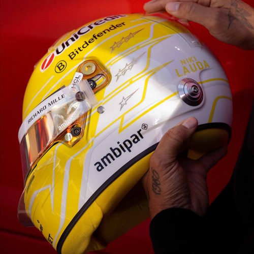 Look Smart Lewis Hamilton Ferrari Helmet - 2025 Italian Grand Prix 1:5