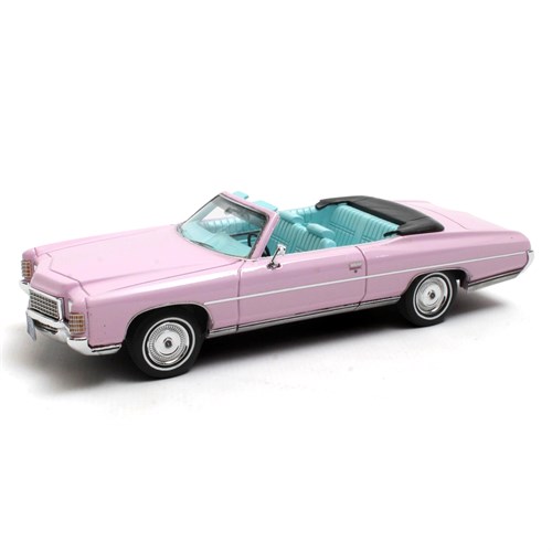 Matrix Chevrolet Impala Convertible 1971 - Pink 1:43 model car