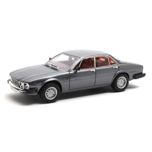 Matrix De Tomaso Deauville S2 1978-1985 - Grey Metallic 1:43 model car