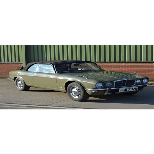 Matrix Jaguar XJC Avon-Stevens Convertible 1975 - Grey 1:43 model car
