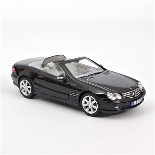 Mercedes road car diecast models