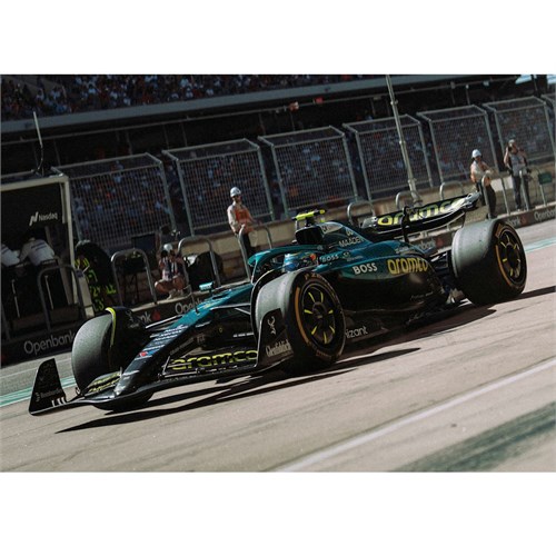 Minichamps Aston Martin AMR25 - 2025 American Grand Prix - #14 Fernando Alonso 1:43 model car