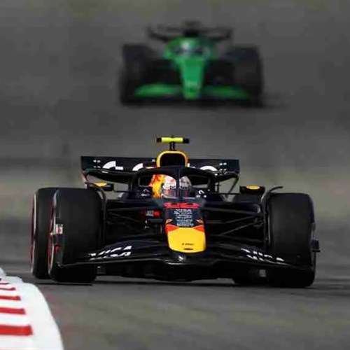 Minichamps Red Bull RB21 - 2025 American Grand Prix - #22 Yuki Tsunoda 1:43 model car