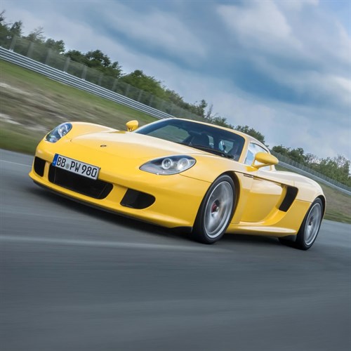Minichamps Porsche Carrera GT 2003 - Yellow 1:18 model car