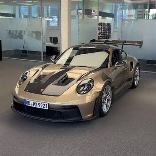 Minichamps Porsche 911 (992) GT3 RS 2023 - Gold w. Weissach Package & Gold Wheels 1:18 model car