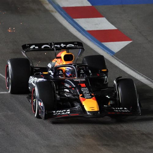 Minichamps Red Bull RB21 - 1st 2025 Las Vegas Grand Prix - #1 Max Verstappen 1:18 model car