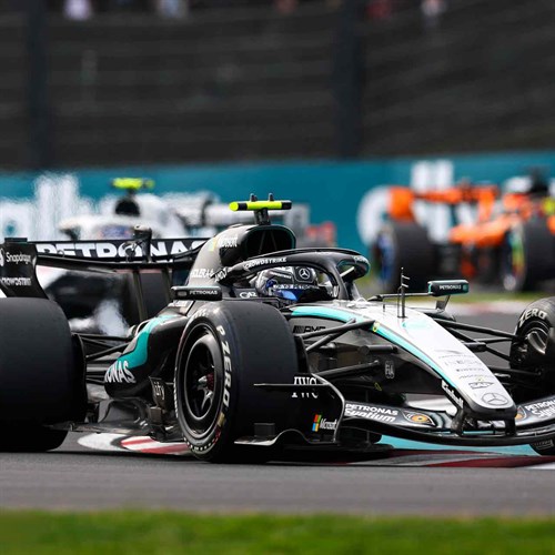 Minichamps Mercedes F1 W17 - 1st 2026 Japanese Grand Prix - #12 Andrea Kimi Antonelli 1:18 model car