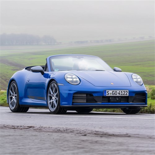 Minichamps Porsche 911 (992.2) Carrera GTS Cabriolet 2025 - Blue Metallic 1:18 model car