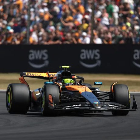 Minichamps McLaren MCL39 - 1st 2025 British Grand Prix - #4 Lando Norris 1:18 model car