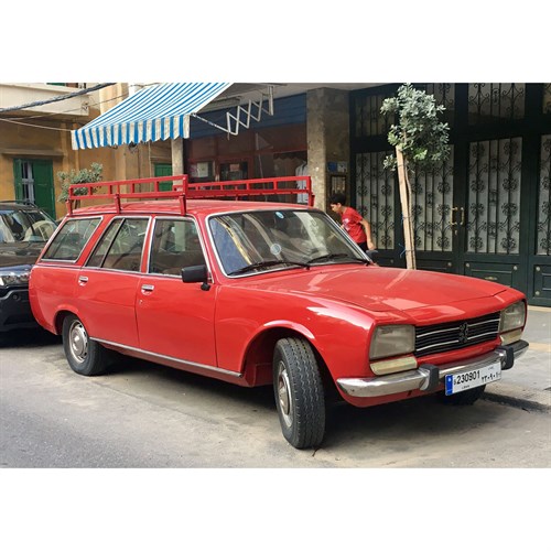 Maxichamps Peugeot 504 Break 1975 - Red 1:43