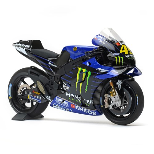 Moto gp 1/18 yamaha yzr-m1 # 46 rossi sepang test collection 2006 