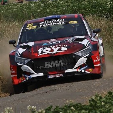 IXO Hyundai i20 N Rally2 - 2026 Safari Rally - #20 Hayden Paddon 1:43 model car