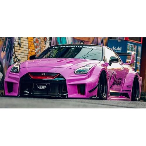 Solido Nissan GT-R (R35) w. Liberty Walk Bodykit 2025 - Pink 1:18 model car