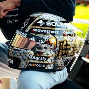 Spark George Russell Mercedes Helmet - 2025 Chinese Grand Prix 1:5