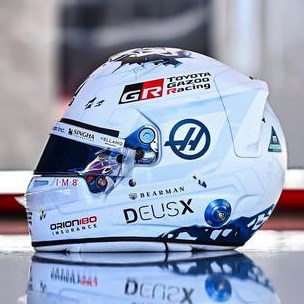 Spark Oliver Bearman Haas Helmet - 2026 Canadian Grand Prix 1:5