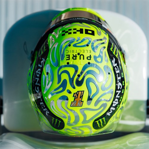 Spark Lando Norris McLaren Helmet - 2026 British Grand Prix 1:5