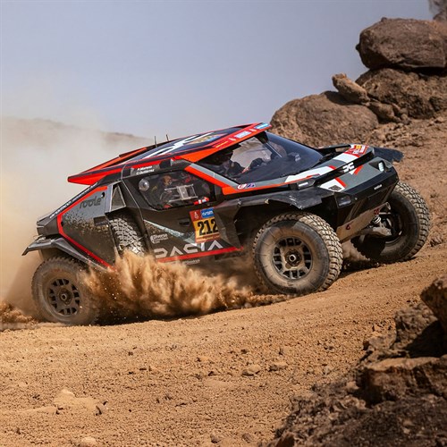 Spark Dacia Sandrider - 2025 Dakar Rally - #212 Cristina Gutierrez 1:43 model car