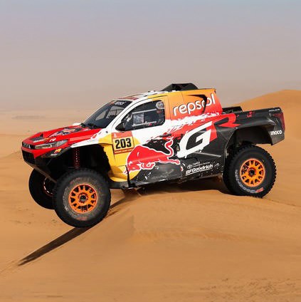 Spark Toyota GR Hilux - 2026 Dakar Rally - #203 Seth Quintero 1:43 model car