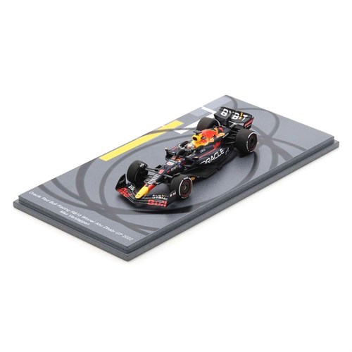 Spark Red Bull RB18 w. Tyre Marks On Large Base - 1st 2022 Abu Dhabi Grand Prix - #1 M. Verstappen 1:43 model car