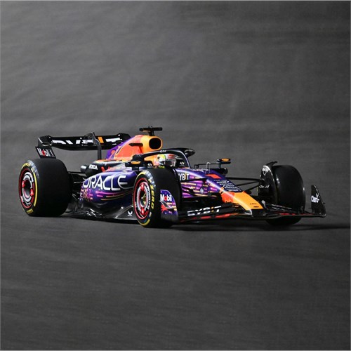 Spark Red Bull RB19 - 1st 2023 Las Vegas Grand Prix - #1 M. Verstappen 1:43