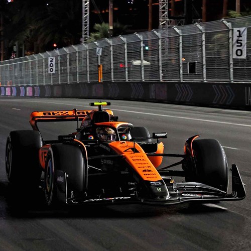 Spark McLaren MCL60 - 2023 Las Vegas Grand Prix - #4 L. Norris 1:43
