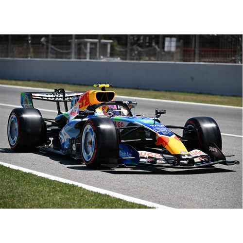 Spark Racing Bulls VCARB03 - 2026 Barcelona-Catalunya Grand Prix - #30 Liam Lawson 1:43 model car