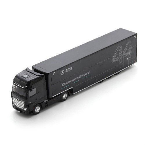 Spark Mercedes Actros Transporter - Mercedes Formula One Team - 2024 1:43 model car