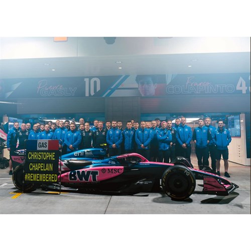 Spark Alpine A525 w. Pit Board - 2025 Las Vegas Grand Prix - #10 Pierre Gasly 1:43 model car