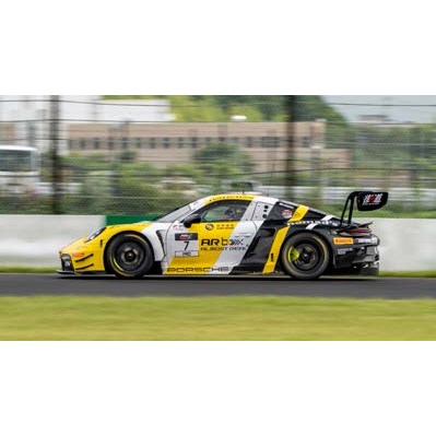 Spark Porsche 911 GT3 R - 2025 Suzuka 1000 Km - #7 1:43 model car