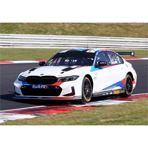 Spark BMW 330i - 1st 2025 Brands Hatch Indy BTCC - #2 Daryl DeLeon 1:43 model car