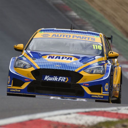 Spark Ford Focus ST - 1st 2023 BTCC - #116 Ashley Sutton 1:43 model car