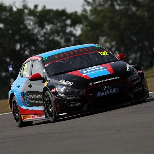 Spark Hyundai i30N Fastback - 2026 BTCC - #132 James Dorlin 1:43 model car