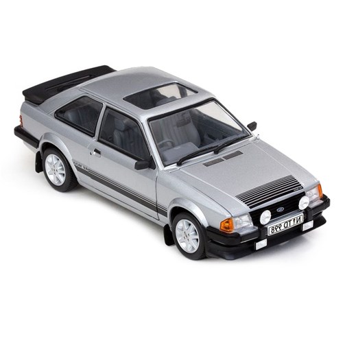 Sun Star Ford Escort RS1600i 1984 - Strato Silver 1:18 model car