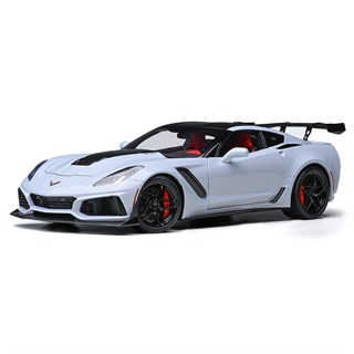 AUTOart Chevolet Corvette ZR1 2019 - Ceramic Matrix Grey Metallic 1:18 model car