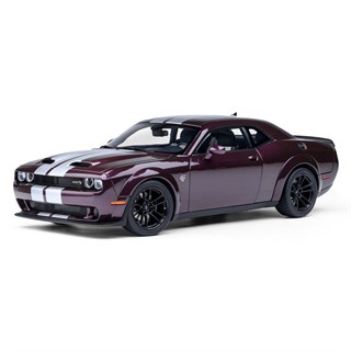 AUTOart Dodge Challenger SRT Jailbreak 2022 - Hellraisin Purple 1:18 model car