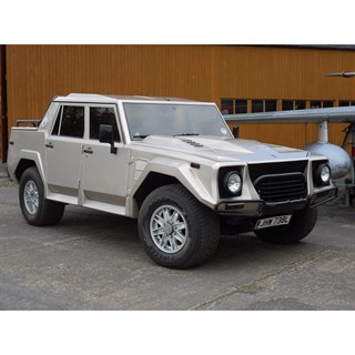 AUTOart Lamborghini LM002 - Metallic Silver 1:18 model car