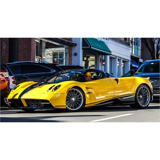 AUTOart Pagani Huayra Roadster BC - Ginevra Yellow/Carbon 1:18 model car