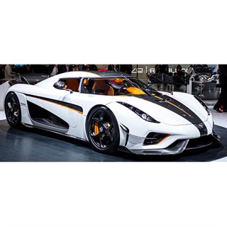 AUTOart Koenigsegg Regera Ghost Package 2018 - White/Black 1:18 model car