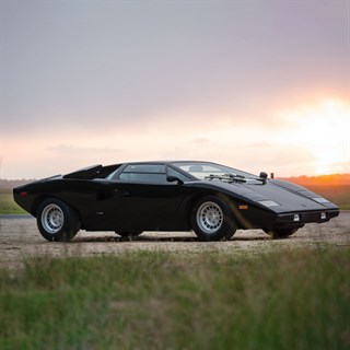 AUTOart Lamborghini Countach LP400 - Tenebre Black 1:18 model car