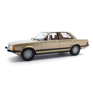 Cult Ford Granada 2.8 Ghia Saloon 1978 - Gold Metallic 1:18 model car