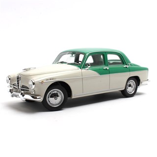 Cult Alfa Romeo 1900 Super Berlina 1958 - Green/White 1:18 model car
