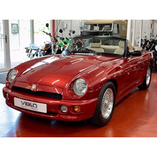 Cult MG RV8 1992-1995 - Nightfire Red 1:18 model car
